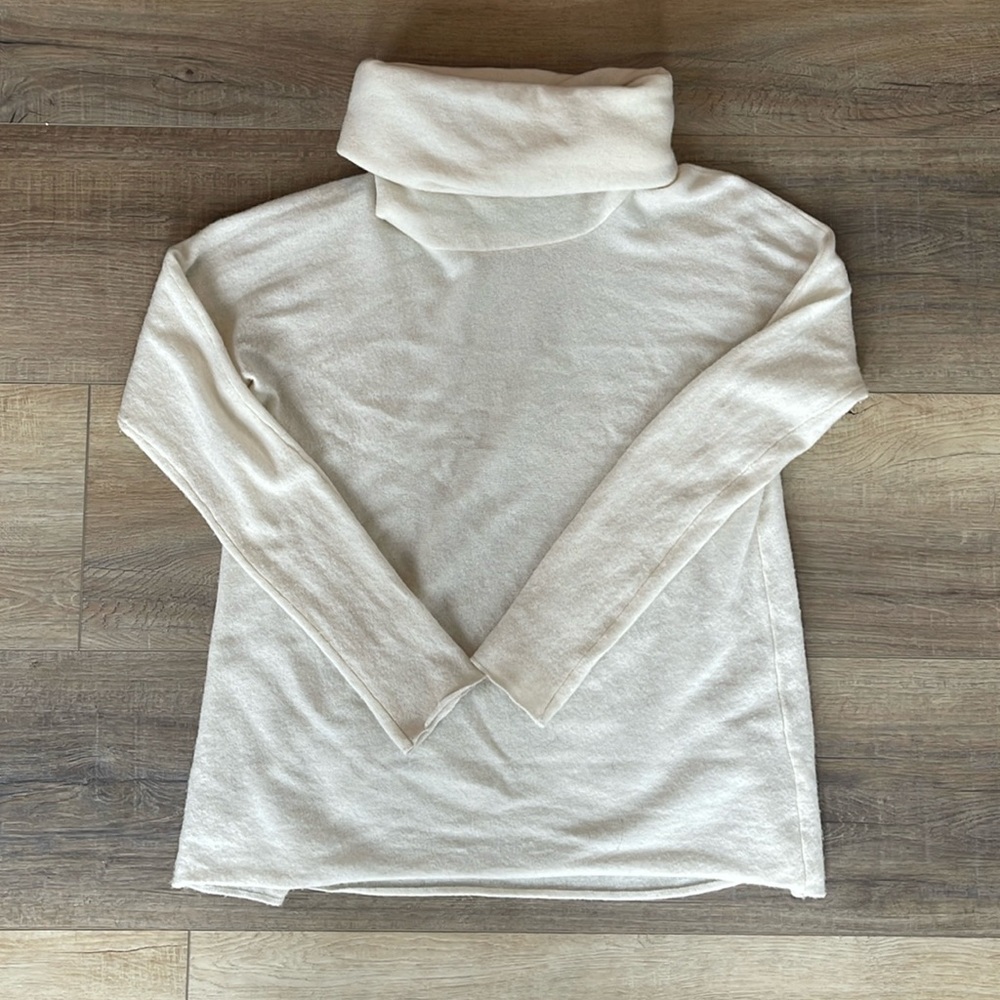 Vince Cashmere Sweater